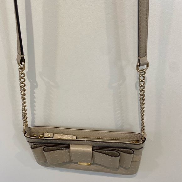 Kate Spade New York Presley Charm City Ostrich Crossbody Leather Bag, beige/nude - Picture 4 of 9